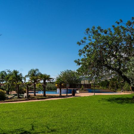 Golden Beach Apartamentos Sant Carles De La Rapita Bagian luar foto