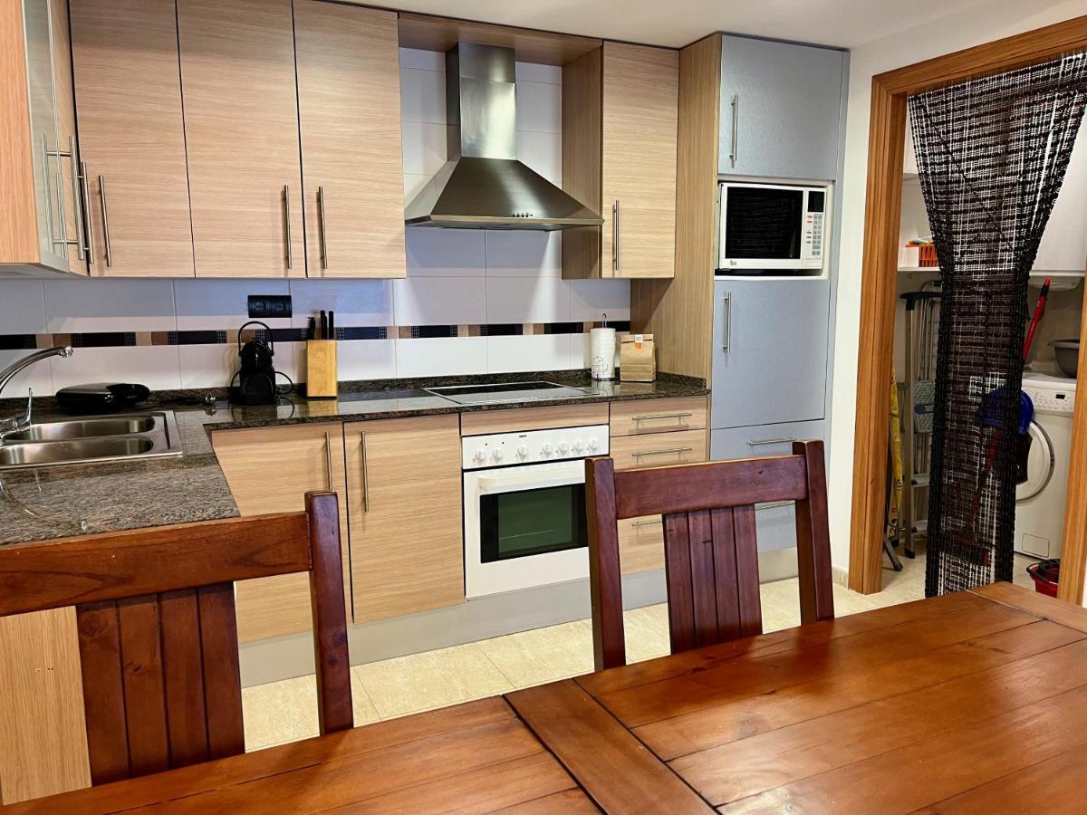 Golden Beach Apartamentos Sant Carles De La Rapita Bagian luar foto