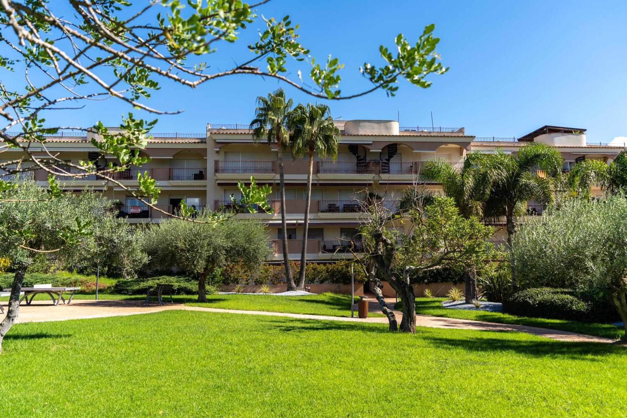 Golden Beach Apartamentos Sant Carles De La Rapita Bagian luar foto
