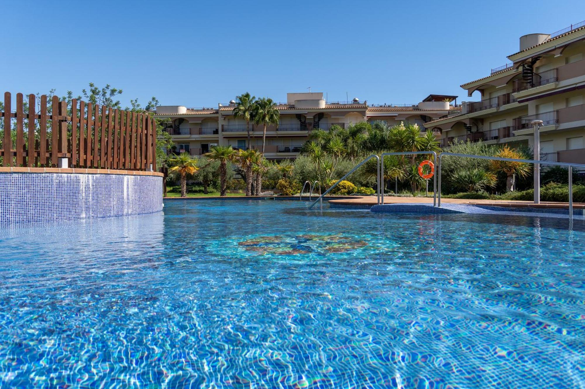 Golden Beach Apartamentos Sant Carles De La Rapita Bagian luar foto