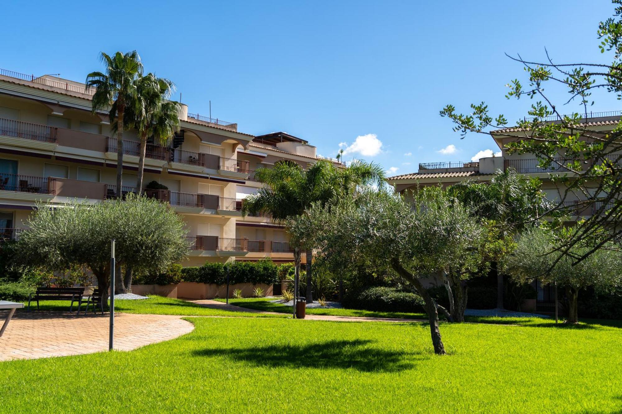 Golden Beach Apartamentos Sant Carles De La Rapita Bagian luar foto