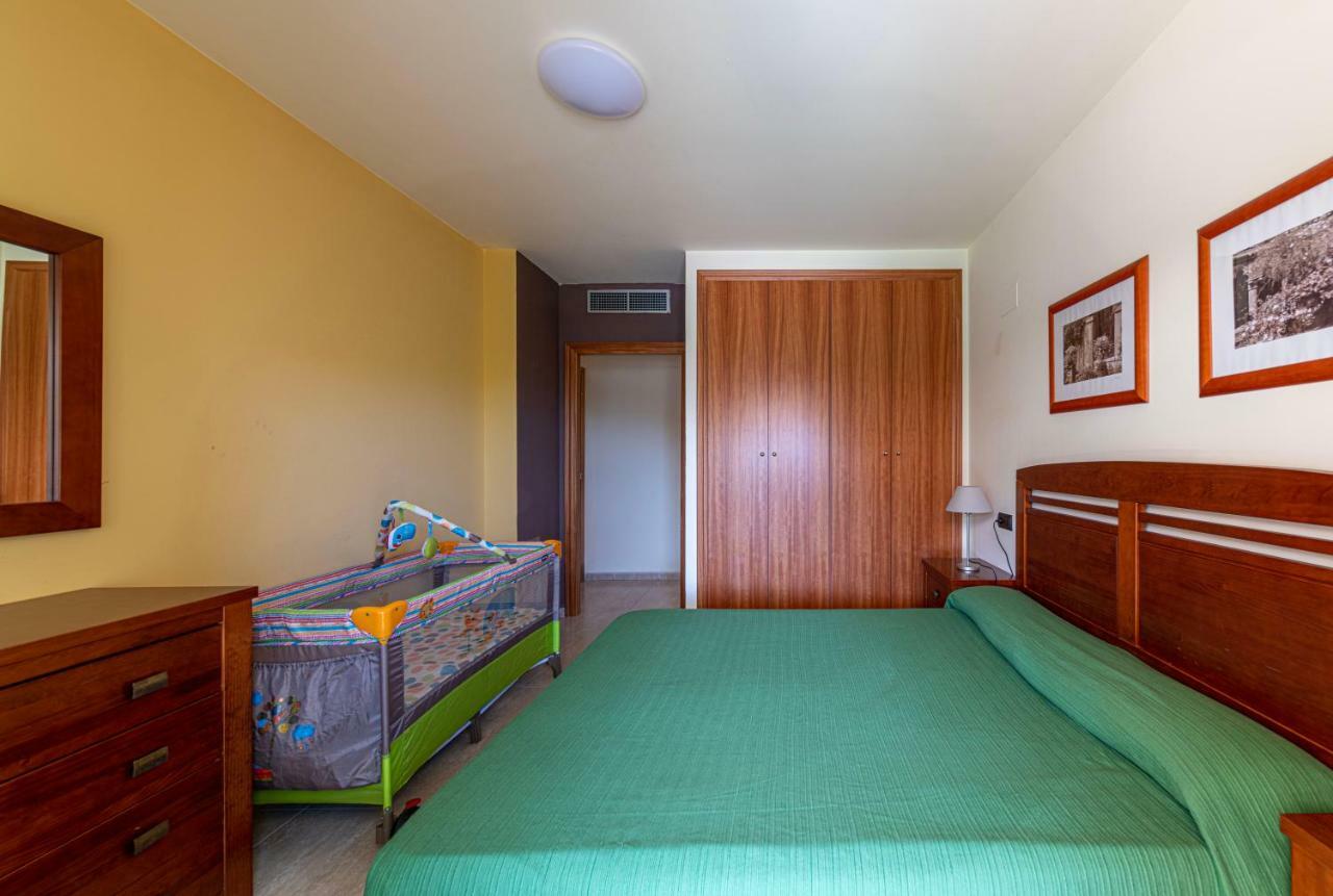 Golden Beach Apartamentos Sant Carles De La Rapita Bagian luar foto