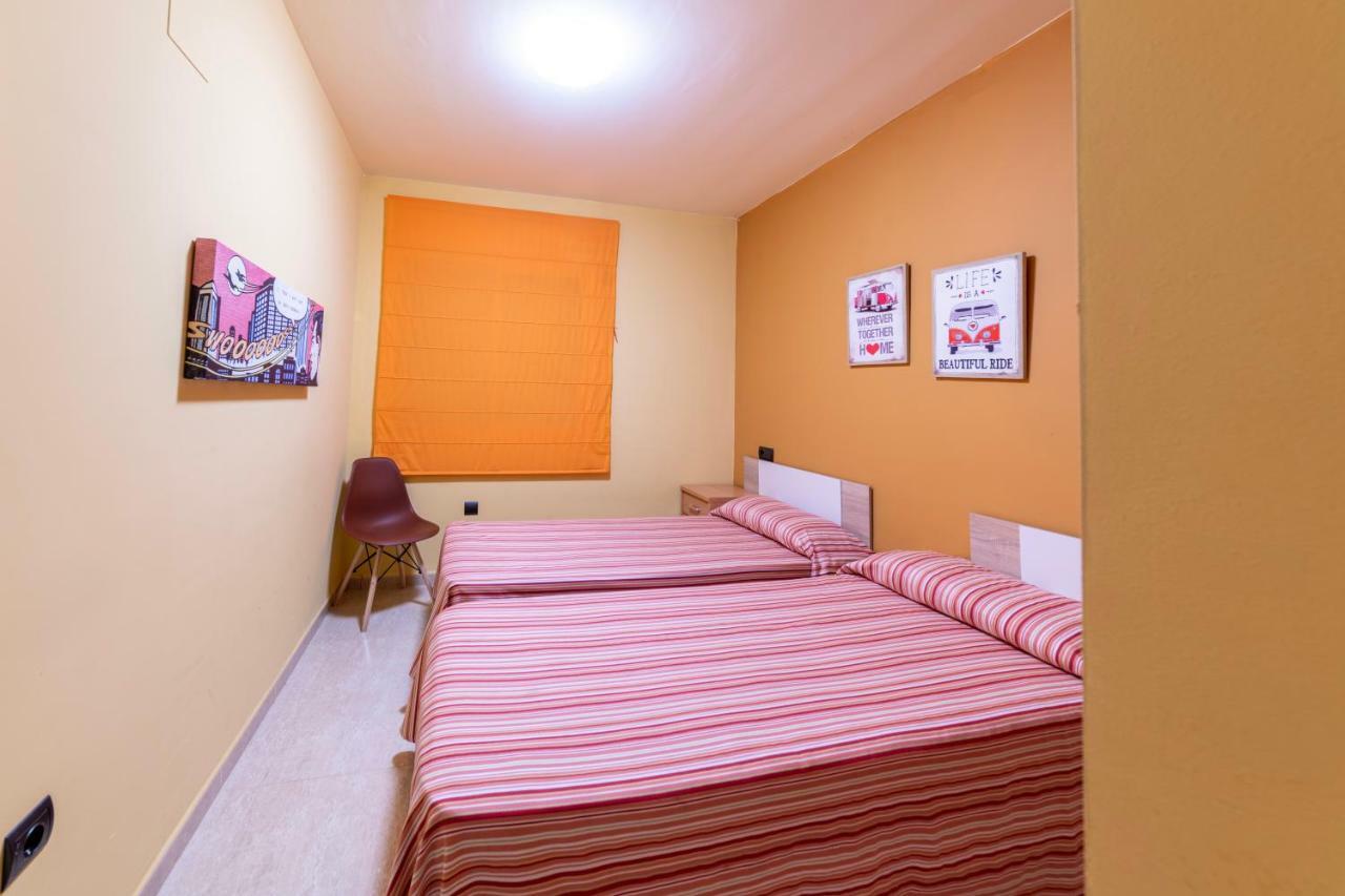 Golden Beach Apartamentos Sant Carles De La Rapita Bagian luar foto