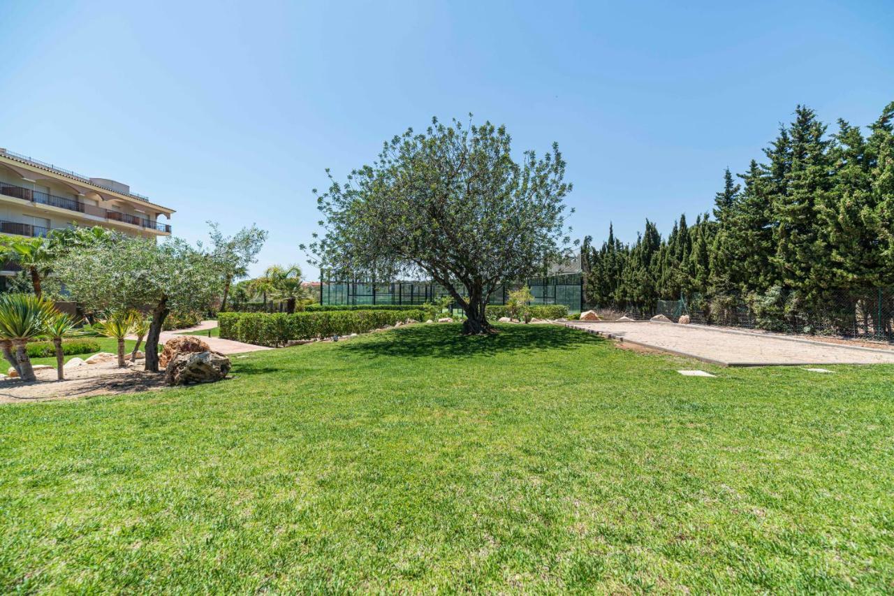 Golden Beach Apartamentos Sant Carles De La Rapita Bagian luar foto