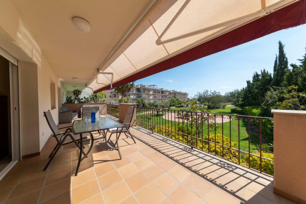 Golden Beach Apartamentos Sant Carles De La Rapita Bagian luar foto