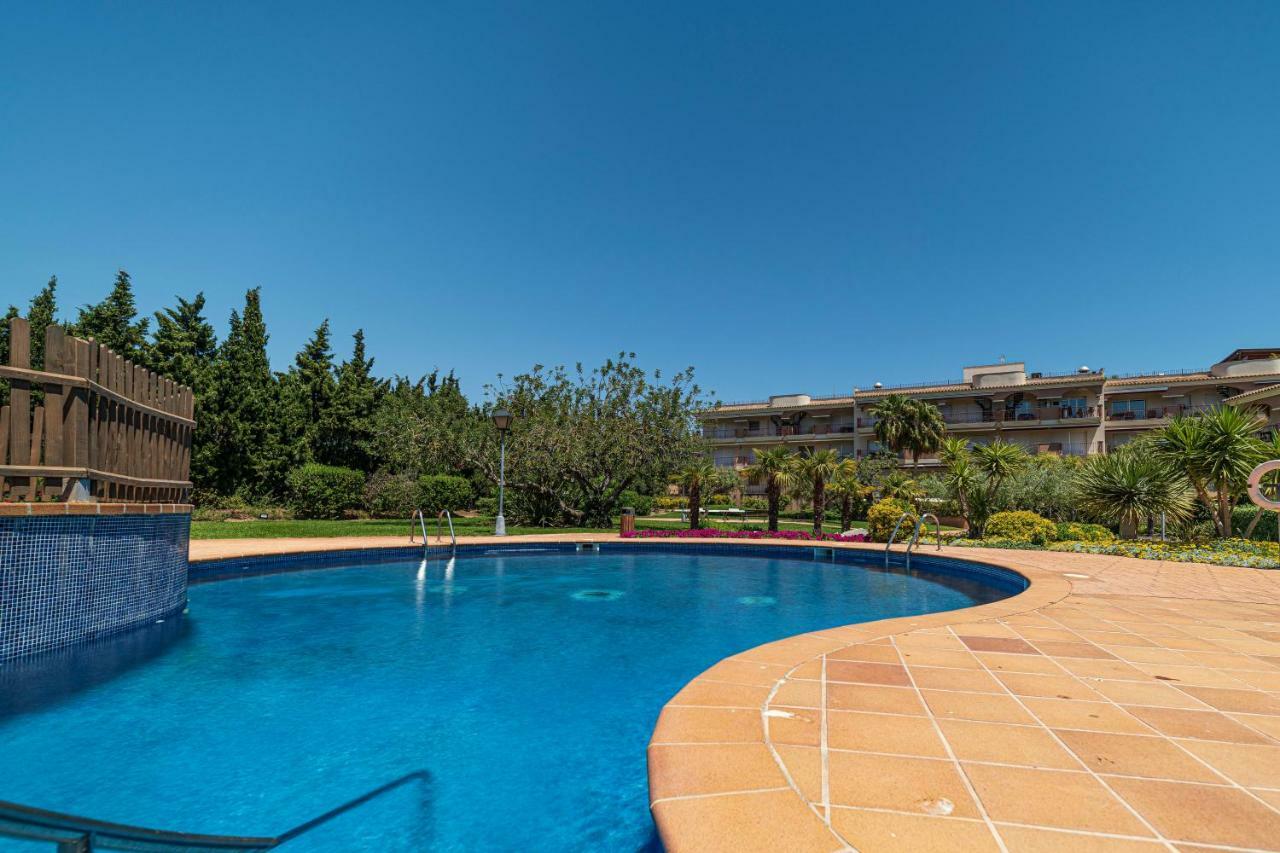 Golden Beach Apartamentos Sant Carles De La Rapita Bagian luar foto